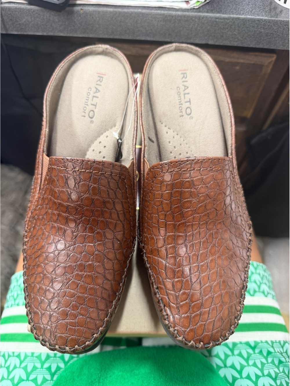 Rialto Comfort Brown Croc Embossed Slip-On Mule Clogs Size 9